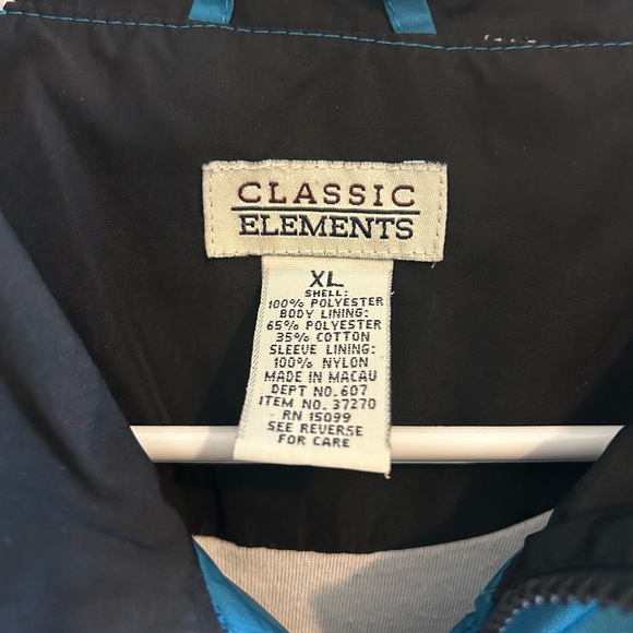 XL Classic Elements black and blue windbreaker - Picture 3 of 6